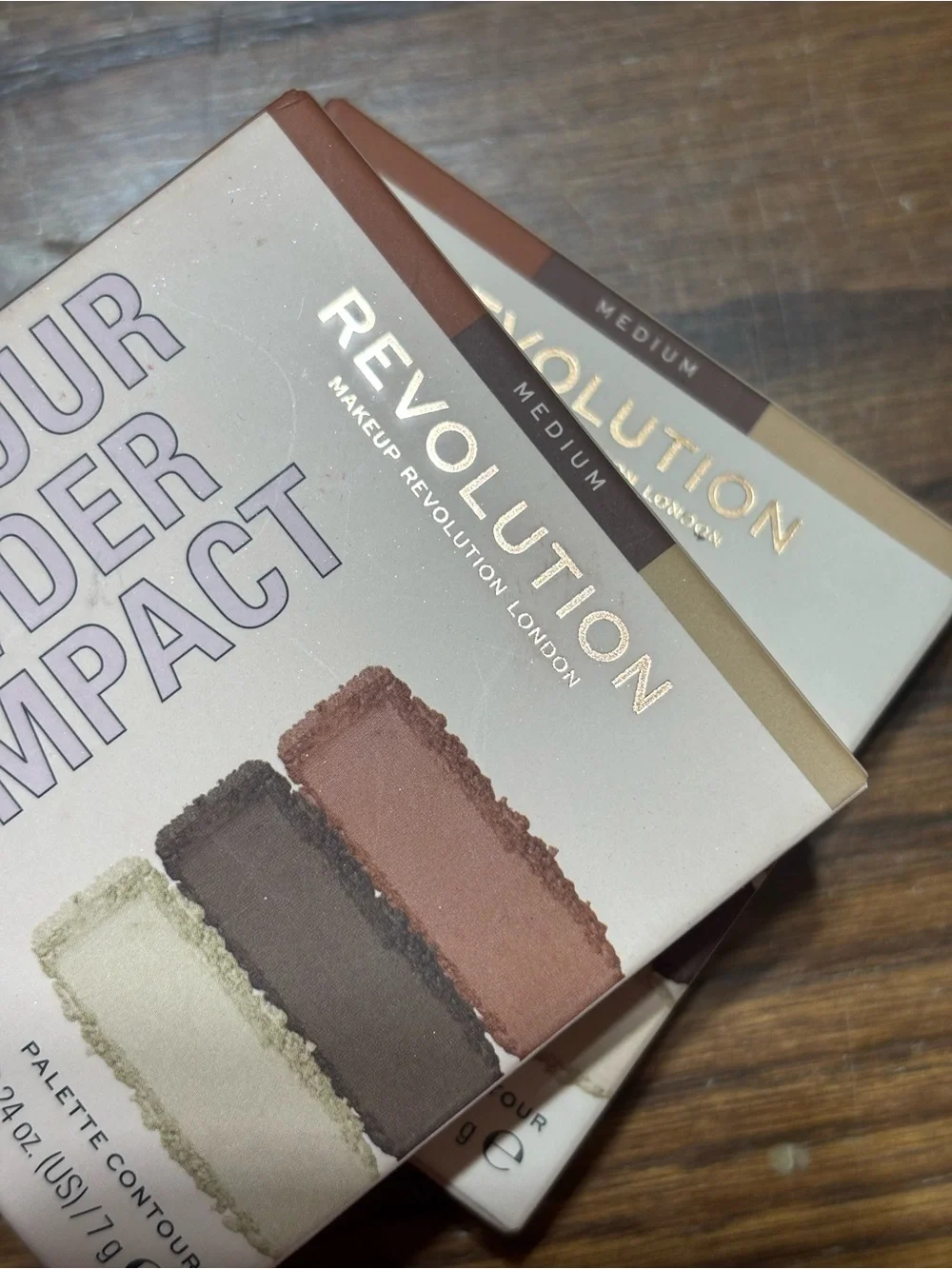 Makeup Revolution London Contour Powder Compact